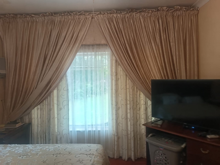 4 Bedroom Property for Sale in Monument Heights Northern Cape